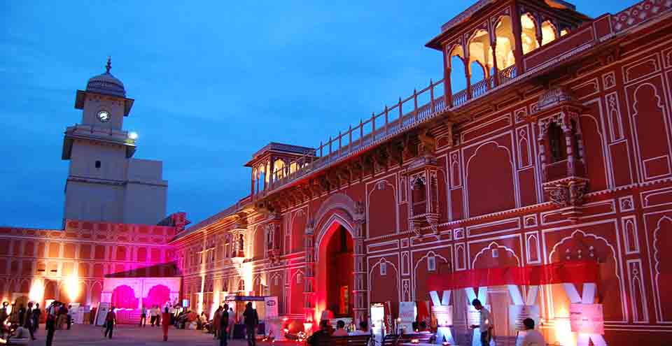 Top 12 Amazing & Beautiful Places to Visit in Jaipur 2021