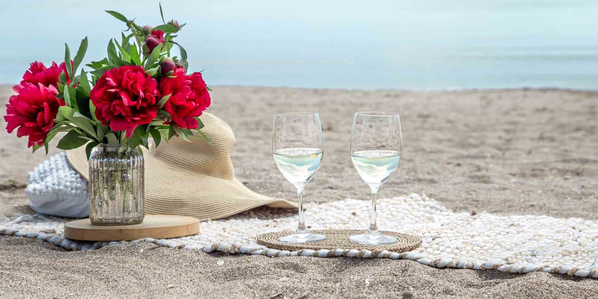 Crafting Timeless Moments: The Art of Luxury Marriage Proposals in Goa with Surprise Planner