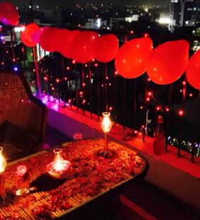 Open Rooftop Candlelight Dinner in Jaipur