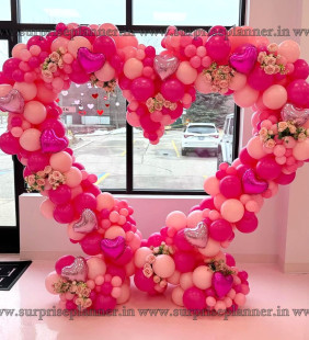 Heart of Love Valentines Day Balloon Heart Ring Setup