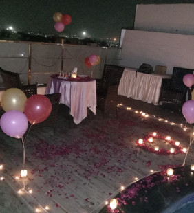 Romantic Rooftop date at home 