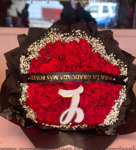 Grand 100 Rose Bouquet