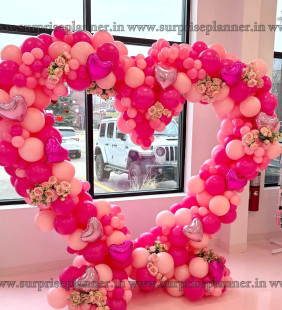 Heart of Love Valentines Day Balloon Heart Ring Setup