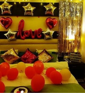 Romantic Hotel Room decoration