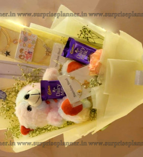 Sweet and Sparkle Gift Bouquet