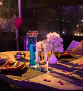 Skydeck rooftop private candlelight dinner in Jaipur