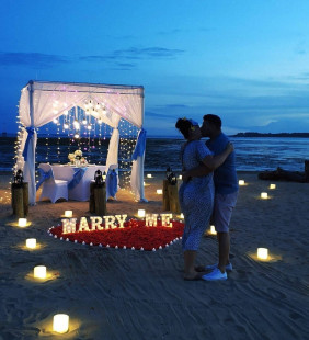 The Beach Proposal with Marr...